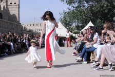 Уникальная коллекция для домашних питомцев Pet Fashion Show by NELYA  представлена в Баку (ФОТО)