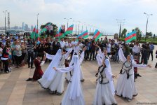 СГБ Азербайджана провело шествие, посвященное Дню Республики (ФОТО)