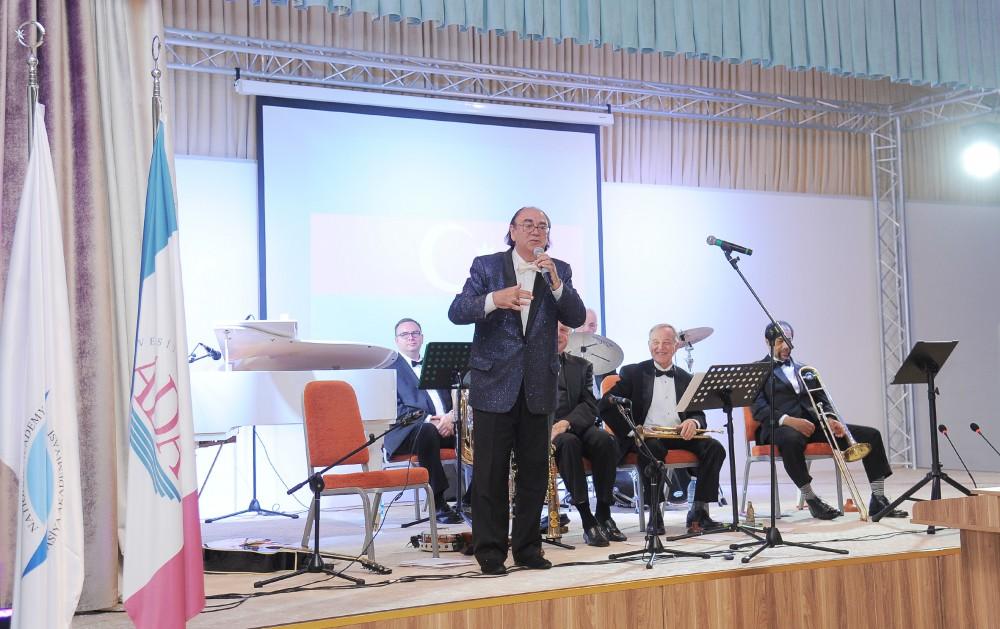 Первый вице-президент Мехрибан Алиева приняла участие в совместном мероприятии Национальной академии авиации и Университета АДА по случаю Дня Республики (ФОТО) (Обновлено)