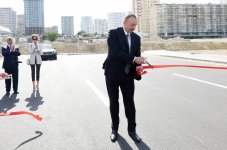 Президент Ильхам Алиев и Первая леди Мехрибан Алиева приняли участие в открытии новых дорог в Баку (ФОТО) (версия 2)