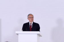 Президент Ильхам Алиев и Первая леди Мехрибан Алиева приняли участие в открытии ХХIV Международной выставки и конференции "Нефть и газ Каспия-2017" (ФОТО)