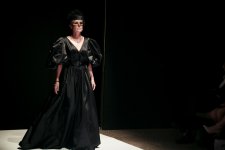 Роскошные вечерние образы Азербайджанской Недели моды (ФОТО)