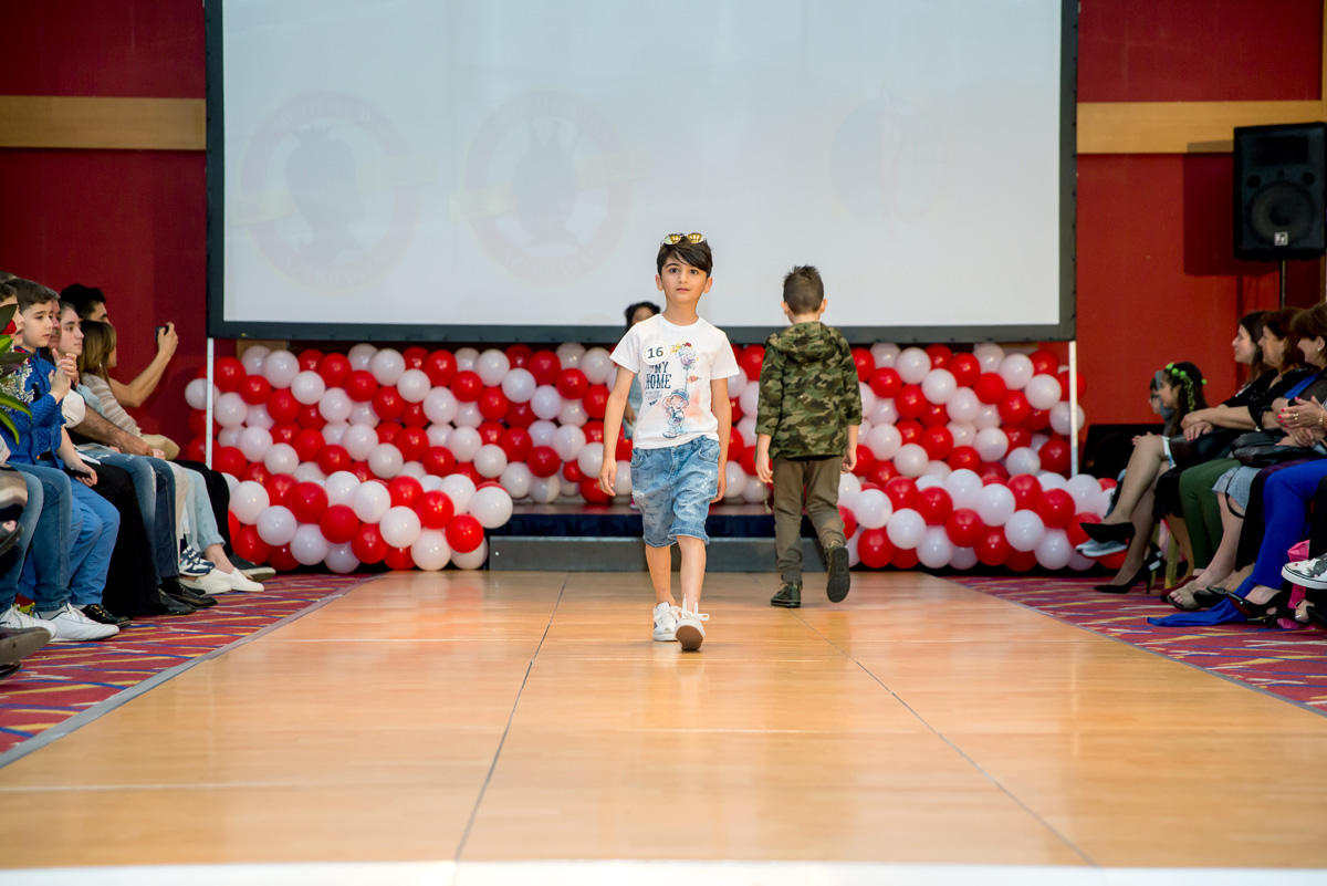 Бакинское лето началось с  Little Miss & Mister Azerbaijan (ФОТО)