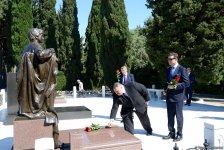 В Баку прошла международная конференция, посвященная 90-летнему юбилею академика Мирмамеда Джавадзаде (ФОТО)
