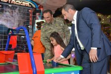 Спортсмены и военнослужащие провели в Баку акцию "Подари улыбку другу" (ФОТО)