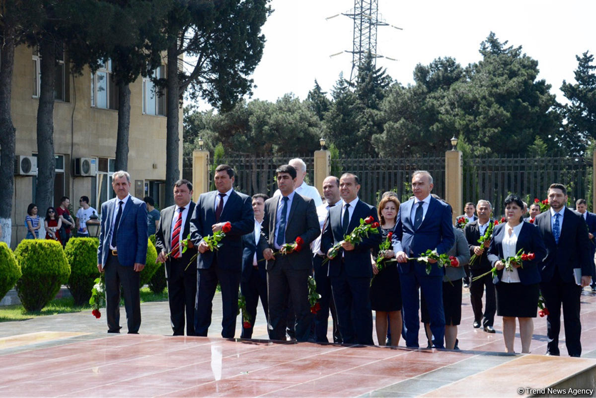 SOCAR ввела в эксплуатацию новую установку на Бакинском НПЗ имени Гейдара Алиева (ФОТО)