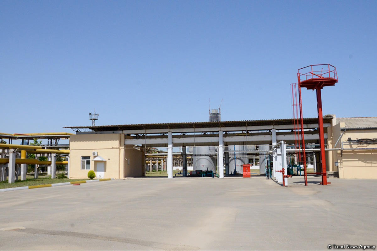 SOCAR ввела в эксплуатацию новую установку на Бакинском НПЗ имени Гейдара Алиева (ФОТО)