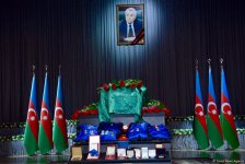 Министр энергетики Азербайджана Натиг Алиев похоронен в Аллее почетного захоронения (ФОТО)