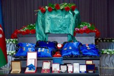 Министр энергетики Азербайджана Натиг Алиев похоронен в Аллее почетного захоронения (ФОТО)