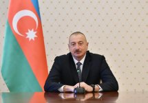 Ilham Aliyev meets envoys, heads of diplomatic missions of Muslim countries (PHOTO)