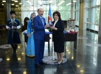 Деятелям культуры и искусства Азербайджана вручены госнаграды (ФОТО)