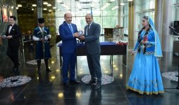 Деятелям культуры и искусства Азербайджана вручены госнаграды (ФОТО)