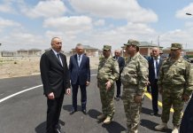 Президент Ильхам Алиев обошел территорию села Джоджуг Мерджанлы (ФОТО)