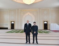 Президент Ильхам Алиев ознакомился с условиями, созданными в мечети в Джоджуг Мерджанлы (ФОТО)