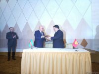 Azerbaijan, several CIS countries sign customs co-op agreements (PHOTO)