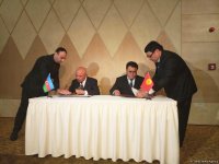 Azerbaijan, several CIS countries sign customs co-op agreements (PHOTO)