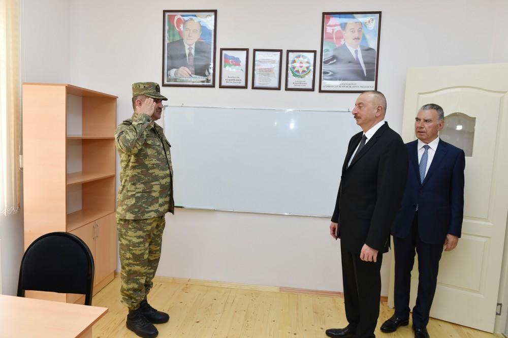 Президент Ильхам Алиев ознакомился с новой школой в Джоджуг Мерджанлы (ФОТО)