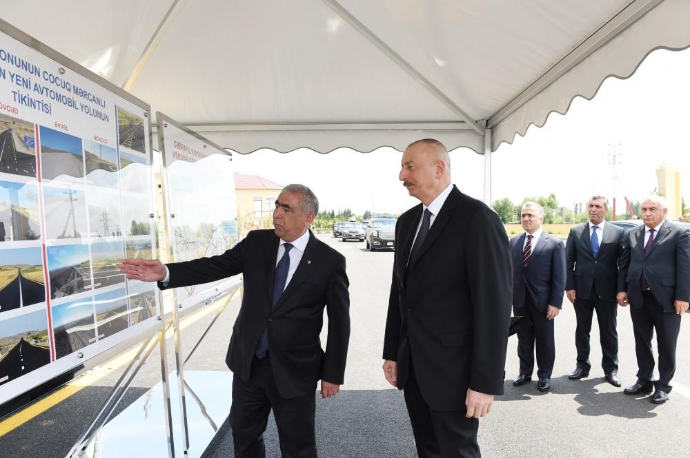 Президент Ильхам Алиев принял участие в открытии сельской дороги в Джоджуг Мерджанлы (ФОТО)