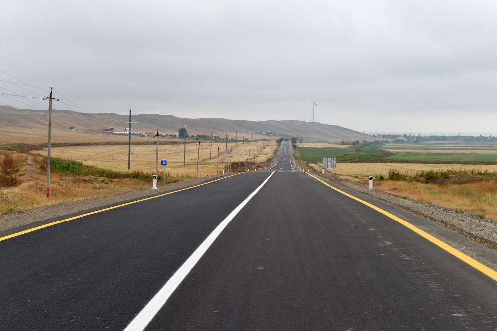 Ilham Aliyev views reconstruction work in Jojug Marjanli village (PHOTO)