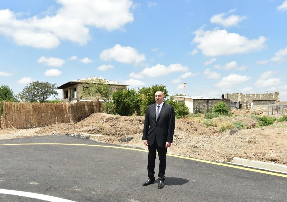 Ilham Aliyev views reconstruction work in Jojug Marjanli village (PHOTO)