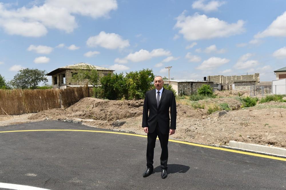 Ilham Aliyev views reconstruction work in Jojug Marjanli village (PHOTO)