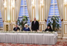 Ilham Aliyev attends Iftar ceremony on occasion of Ramadan