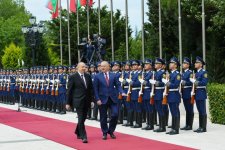 В Баку состоялась церемония официальной встречи президента Молдовы (ФОТО)