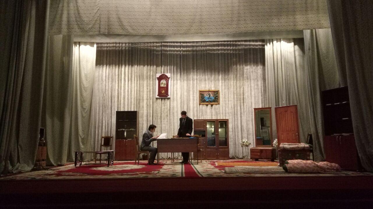 "Книга моей матери" на театральной сцене