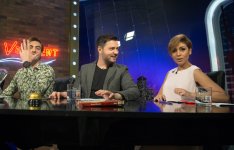 Азербайджанские телеведущие увлеклись каратэ, или Встреча с обладателем черного пояса (ФОТО, ВИДЕО)
