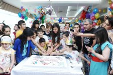 Leyla Aliyeva visits Thalassemia Center (PHOTO)
