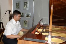 Ноктюрны старого Баку - истории первых азербайджанских женщин  (ФОТО)