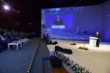 Президент Ильхам Алиев принял участие в XXII Всемирном нефтяном конгрессе в Стамбуле (ФОТО)