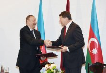 Azerbaijan, Latvia sign documents (PHOTO)