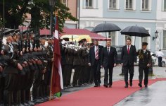 В Риге состоялась церемония официальной встречи Президента Азербайджана Ильхама Алиева (ФОТО)