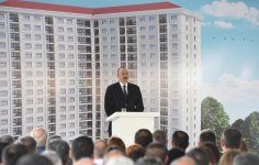 Исторический день в национальной прессе Азербайджана (ФОТО)