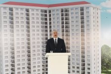Исторический день в национальной прессе Азербайджана (ФОТО)