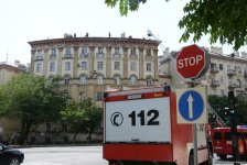 Пожар в здании в центре Баку потушен (ФОТО/ВИДЕО)