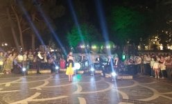 Бакинский вечер "Music Band" на Площади фонтанов (ФОТО)