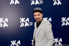 Парад звезд на красной дорожке фестиваля "ЖАРА" в Баку – день третий (ФОТО)