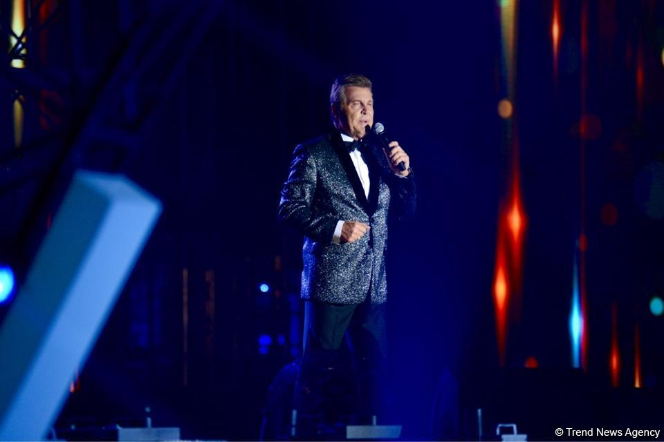 София Ротару отметила потрясающий юбилей на фестивале "ЖАРА"  в Баку (ФОТО)