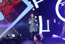 Алла Пугачева вернулась на сцену - фантастический вечер на фестивале "ЖАРА"  в Баку (ФОТО)