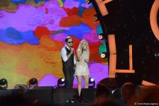 Алла Пугачева вернулась на сцену - фантастический вечер на фестивале "ЖАРА"  в Баку (ФОТО)
