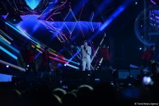 Алла Пугачева вернулась на сцену - фантастический вечер на фестивале "ЖАРА"  в Баку (ФОТО)