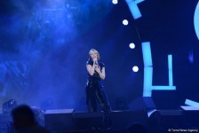 Алла Пугачева вернулась на сцену - фантастический вечер на фестивале "ЖАРА"  в Баку (ФОТО)