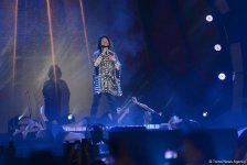Алла Пугачева вернулась на сцену - фантастический вечер на фестивале "ЖАРА"  в Баку (ФОТО)