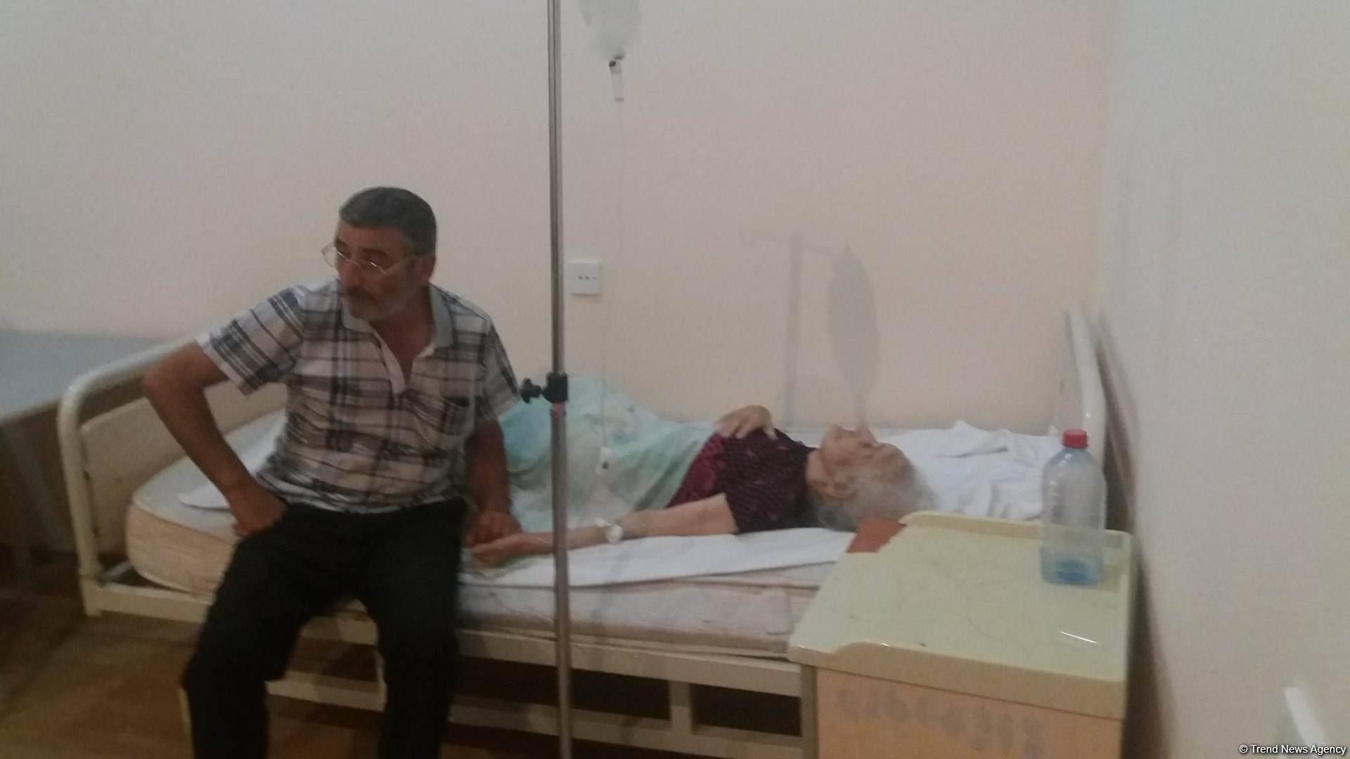 В Сумгайыте после пожара в общежитии госпитализировали 25 человек  (ФОТО)