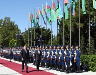 В Баку состоялась церемония официальной встречи президента Туркменистана (ФОТО)