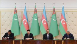 Состоялась церемония подписания азербайджано-туркменских документов (ФОТО)