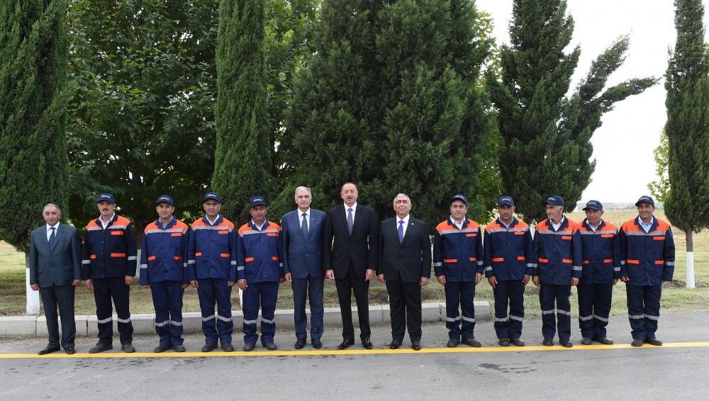 Президент Ильхам Алиев принял участие в открытии автодороги Залзалы - комплекс "Имамзаде" - Гянджа (ФОТО)