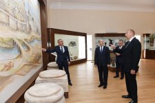 Президент Ильхам Алиев ознакомился в Шамкире с условиями, созданными в капитально реконструированном Историко-краеведческом музее (ФОТО)